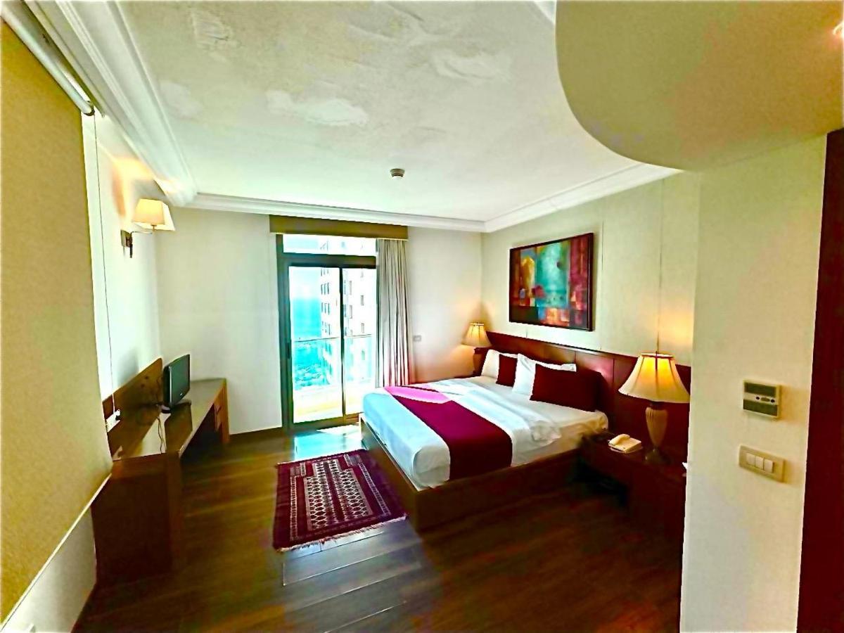King Suites Hotel Beirut Exterior foto