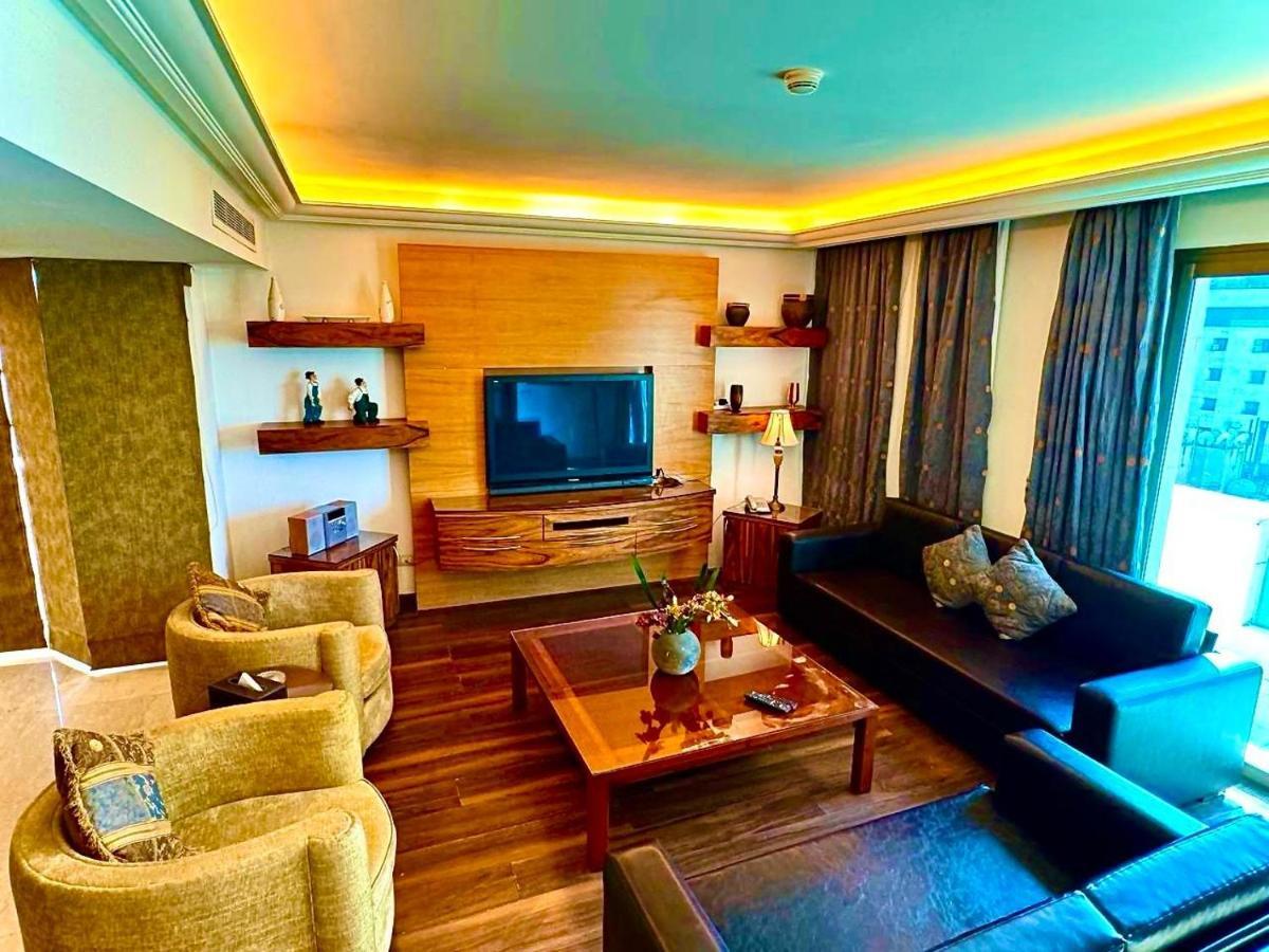 King Suites Hotel Beirut Exterior foto