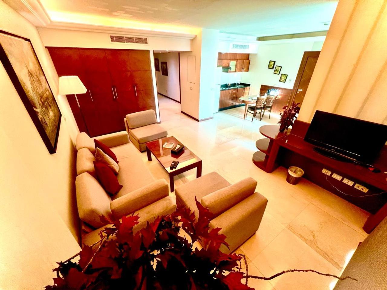 King Suites Hotel Beirut Exterior foto