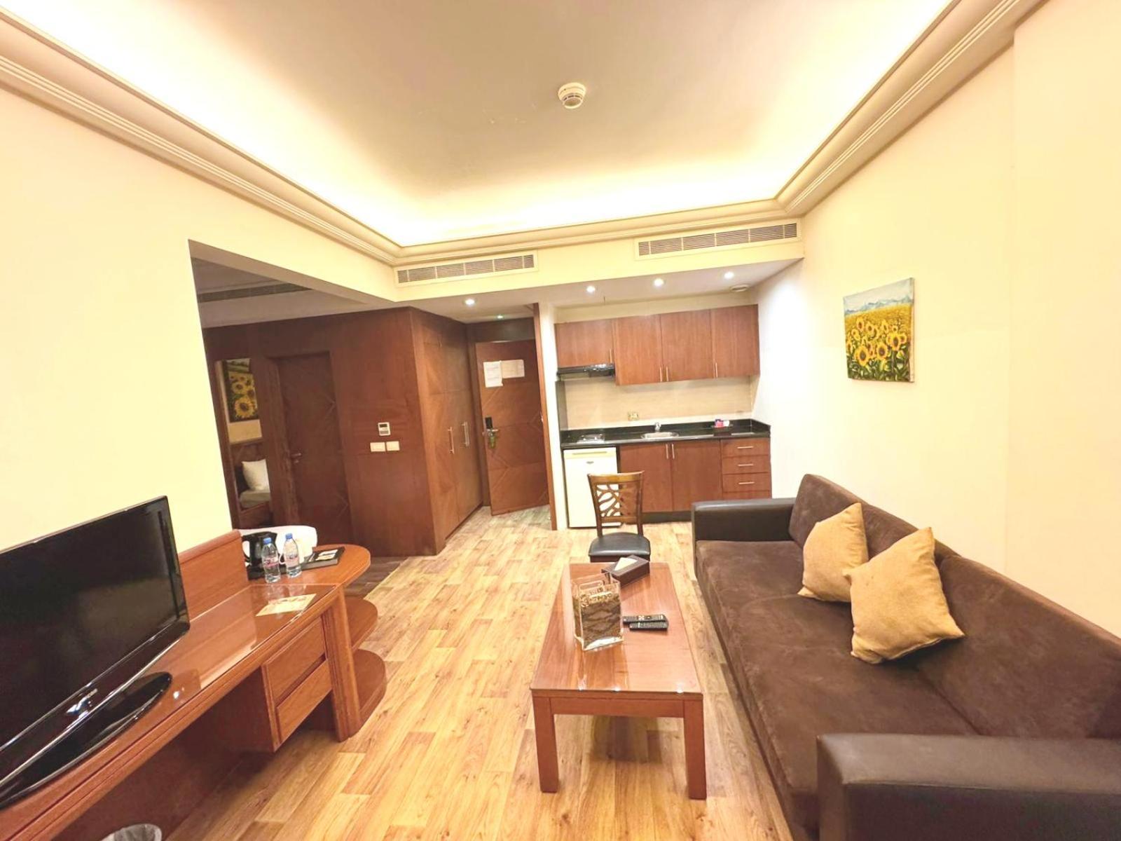 King Suites Hotel Beirut Exterior foto